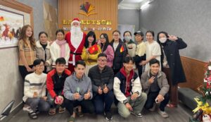 GIỚI THIỆU 1 z6662210040232 5d0f3891388919fa625f9af7eb0b0d98